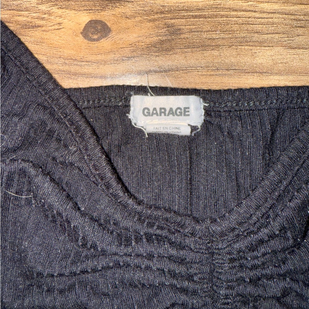 Garage cropped tank top - Picture 3 of 3